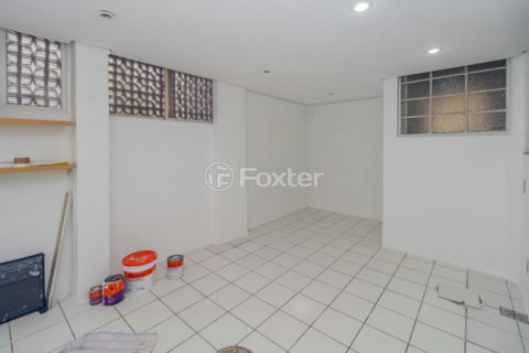 Image 34 - 1001006