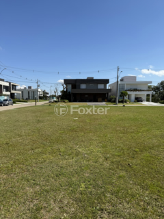 Image 1 - 1001044