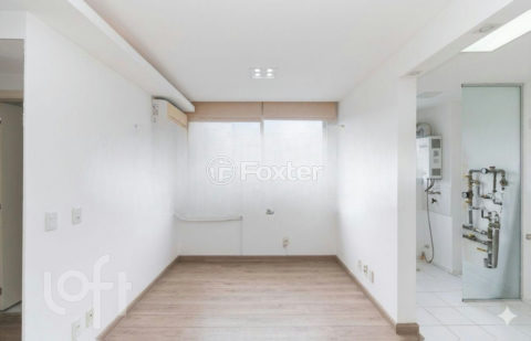 Image 37 - 1001126