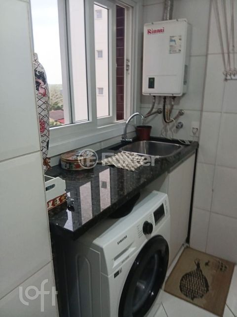 Image 30 - 1001129