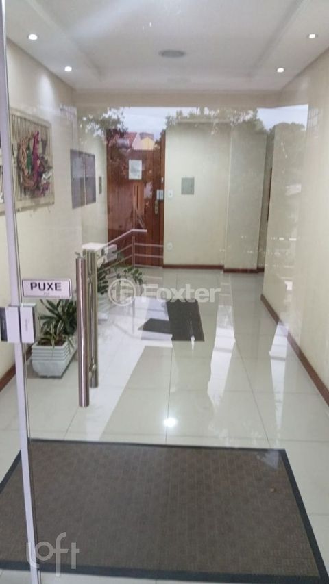 Image 37 - 1001129