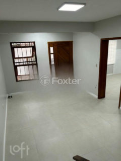 Image 37 - 1001146