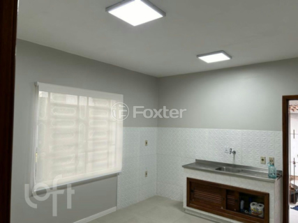 Image 35 - 1001146