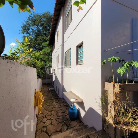 Image 32 - 1001155
