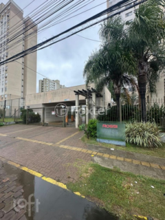 Image 23 - 1001272