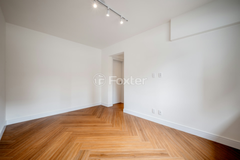 Image 3 - 1001390