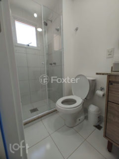 Image 33 - 1001430