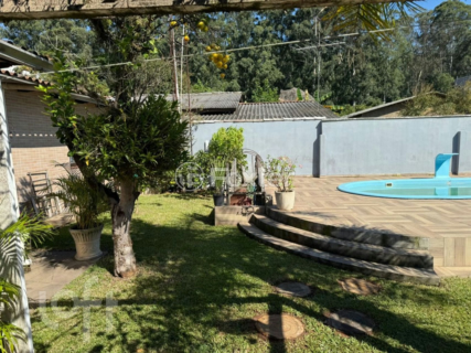 Image 10 - 1001478