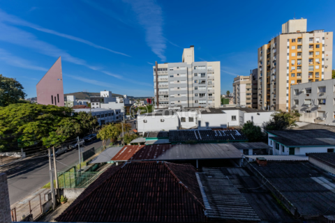 Image 33 - 1001492