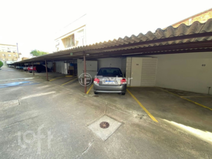 Image 31 - 1001498