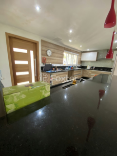 Image 22 - 1001563