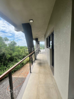 Image 27 - 1001704