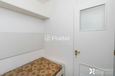 Image 38 - 1001718