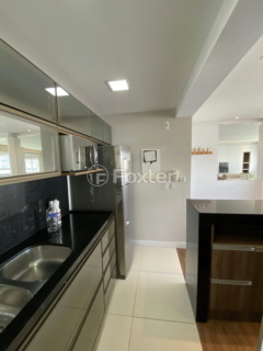 Image 37 - 1001721