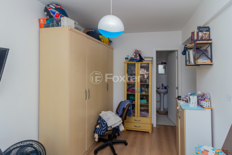 Image 8 - 1001753