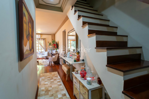 Image 4 - 1001777