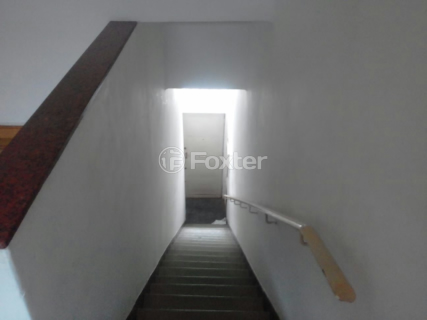 Image 2 - 1001865