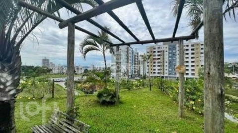 Image 8 - 1001877