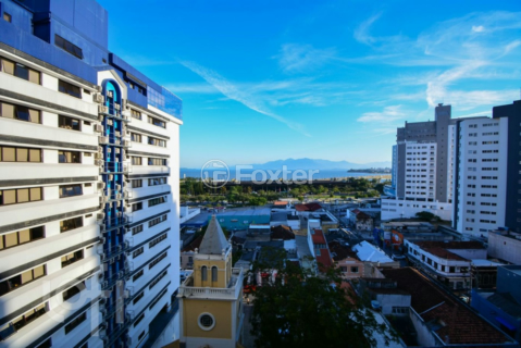 Image 9 - 1001911