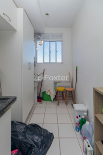 Image 32 - 1001912