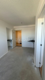 Image 2 - 1001918