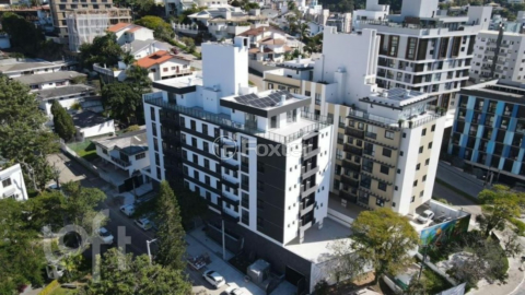 Image 9 - 1001957