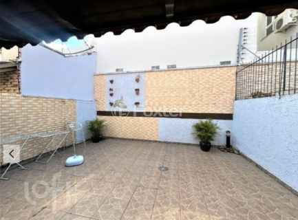Image 7 - 1001977