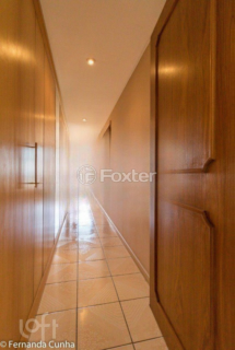 Image 31 - 1002027