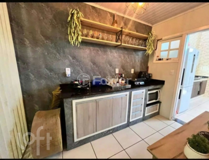 Image 3 - 1002037