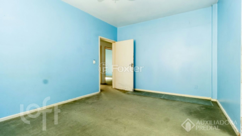 Image 35 - 1002075