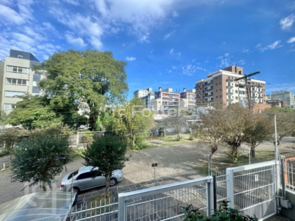 Image 3 - 1002098
