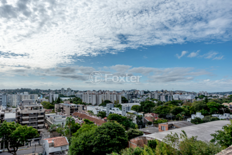 Image 32 - 1002149