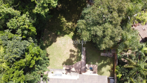 Image 8 - 1002175