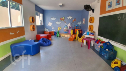 Image 34 - 1002176