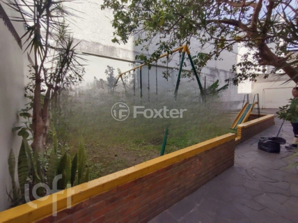 Image 31 - 1002205