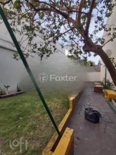 Image 32 - 1002205