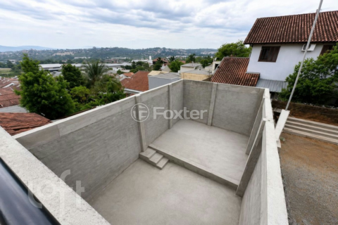 Image 7 - 1002215