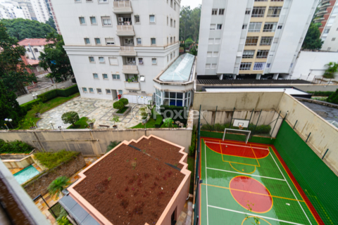Image 9 - 1002234