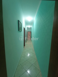 Image 5 - 1002236