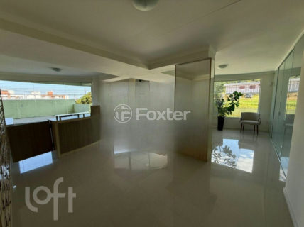 Image 46 - 1002271