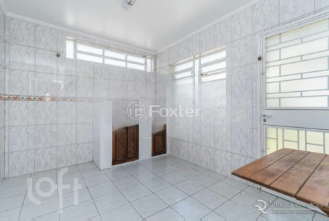 Image 32 - 1002391