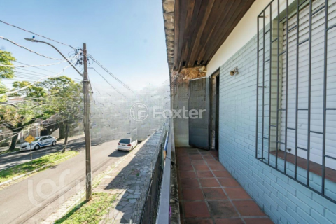 Image 36 - 1002643
