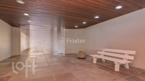 Image 7 - 1002673