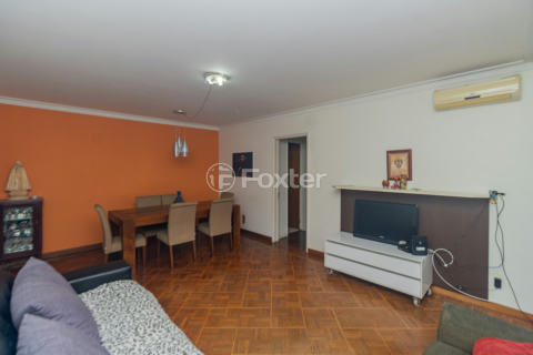 Image 3 - 1002696
