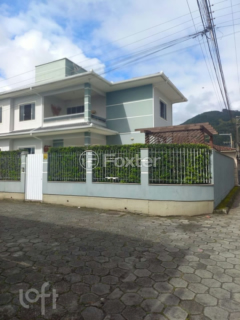 Image 45 - 1002818