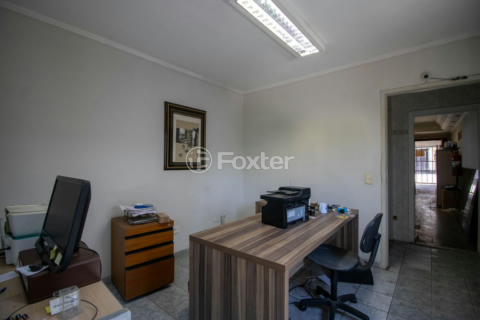Image 4 - 1002877
