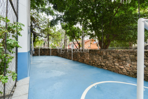 Image 30 - 1002887