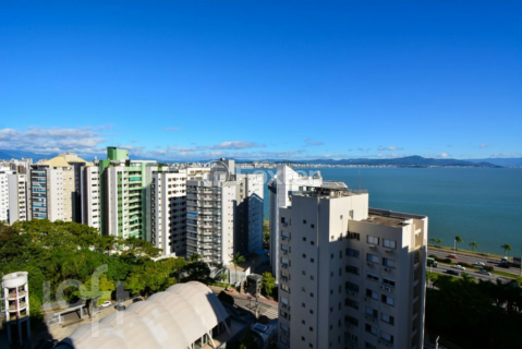 Image 28 - 1002979