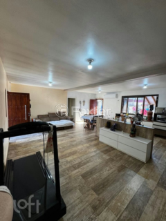 Image 36 - 1003007