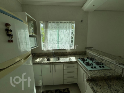 Image 19 - 1003015